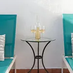 Liberty Penthouse Three-bedroom - By Lu Holidays *