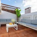 Liberty Penthouse Three-bedroom - By Lu Holidays Apartament Lizbona