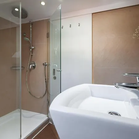 Apartment Liberty Penthouse Three-bedroom - By Lu Holidays Lisbon