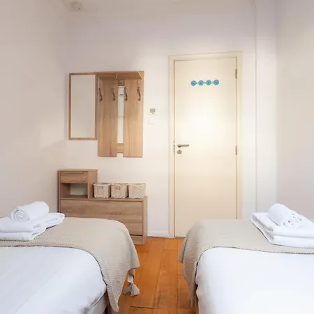Apartment Liberty Penthouse Three-bedroom - By Lu Holidays Lisbon