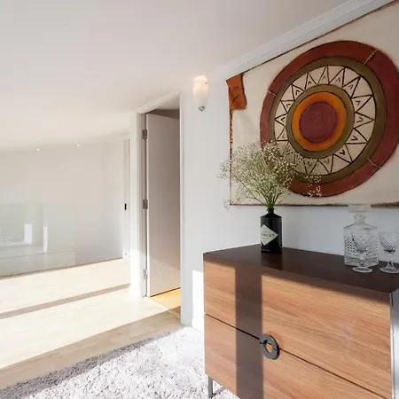 Liberty Penthouse Three-bedroom - By Lu Holidays * Lisbon