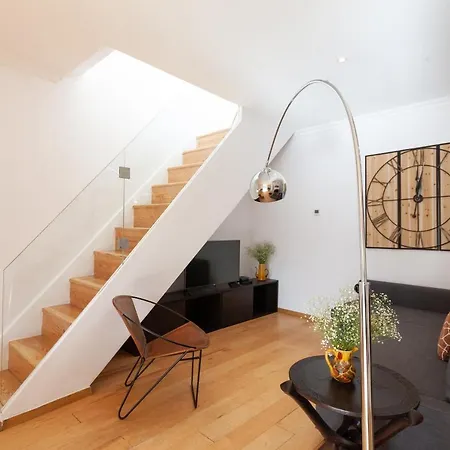 Liberty Penthouse Three-bedroom - By Lu Holidays *