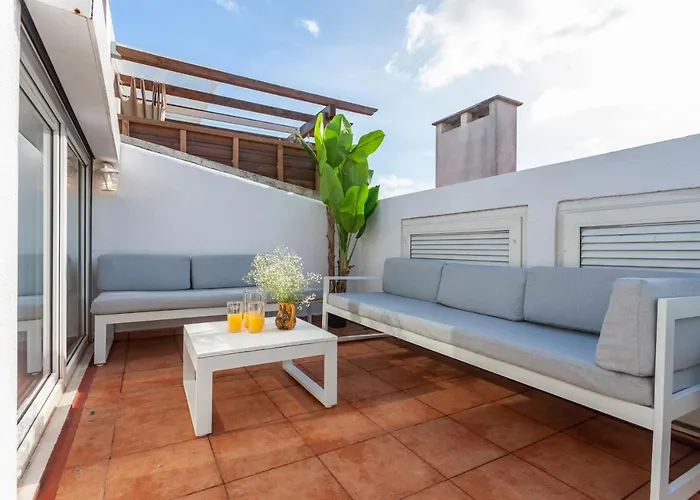 Liberty Penthouse Three-bedroom - By Lu Holidays Apartment Lisbon