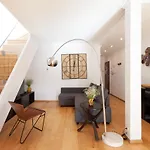 Liberty Penthouse Three-bedroom - By Lu Holidays Lisboa