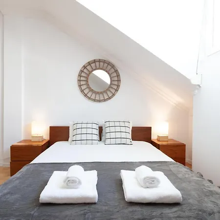 Lägenhet Liberty Penthouse Three-bedroom - By Lu Holidays Lisboa