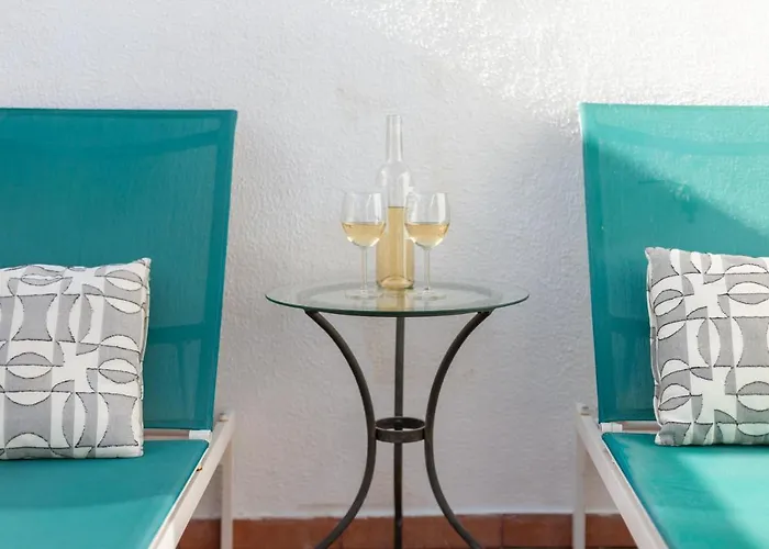 Liberty Penthouse Three-bedroom - By Lu Holidays *